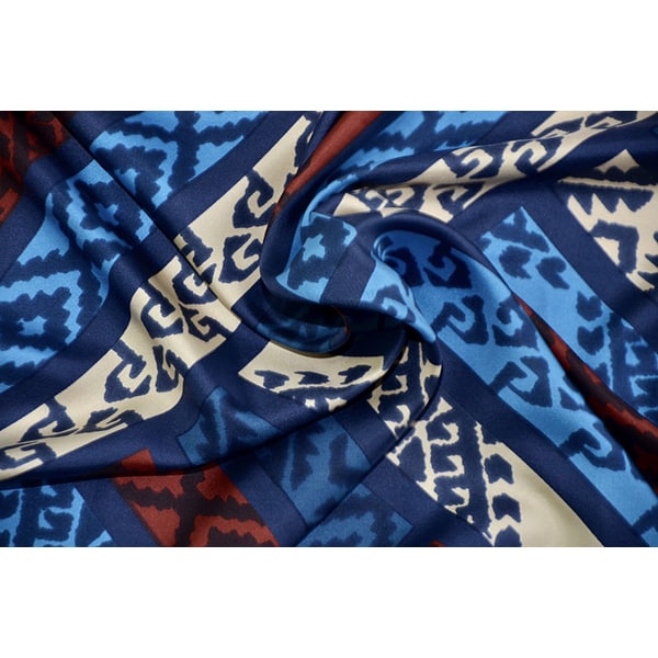 Divine_Style-french-SCARF-Lanvin-Ikat-06