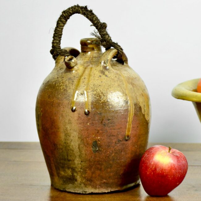 toule with drips grès de Puisaye