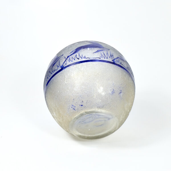 jean-Simon Peynaud art deco globe vase leaping gazelles 1920s french glass cobalt blue 1930s 4
