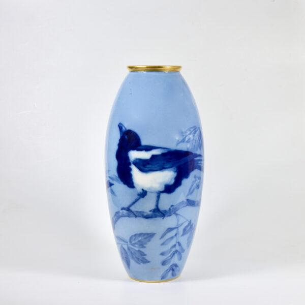 large L Chanbon et fils Limoges vase bleu de four 1930s art deco porcelain vase with magpies 2 (2)