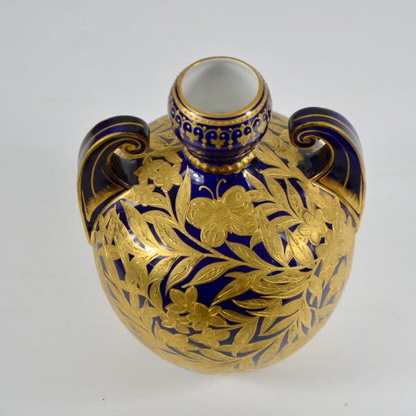 crown derby cobalt blue gold gilt scroll handle vase Victorian english porcelalin pottery 1880s 1