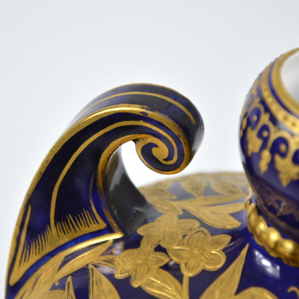 crown derby cobalt blue gold gilt scroll handle vase Victorian english porcelalin pottery 1880s 3