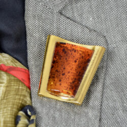 Escada pendant, brooch, faux-amber vintage 1980s Paris designer jewellery couture jewelry 4 1