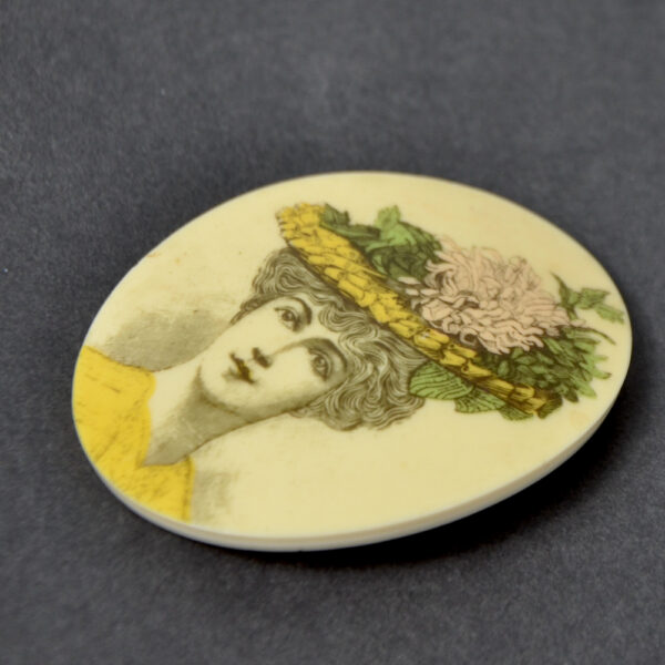 early lea stein attrib serigraphy brooch Belle Epoque portrait 1970s 2