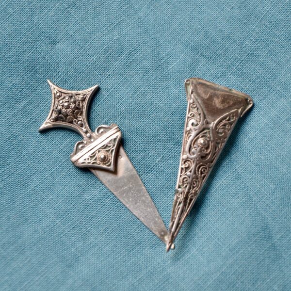 antique-berber-silver-filigree-dagger-brooch (3)