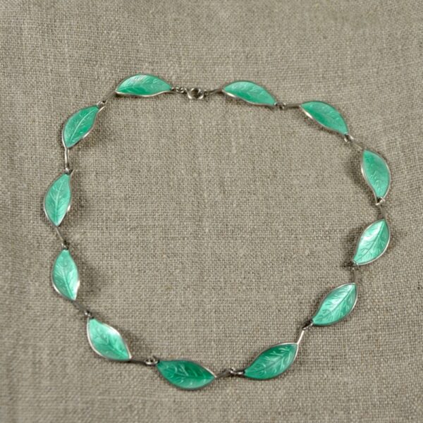 david-andersen-norway-sterling-silver-enamel-green-leaf-necklace-1950s-1960s