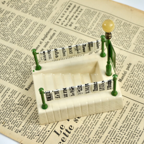 miniature Paris Metro newsstand aperitif set french vintage barware bar accessory 1940s 1