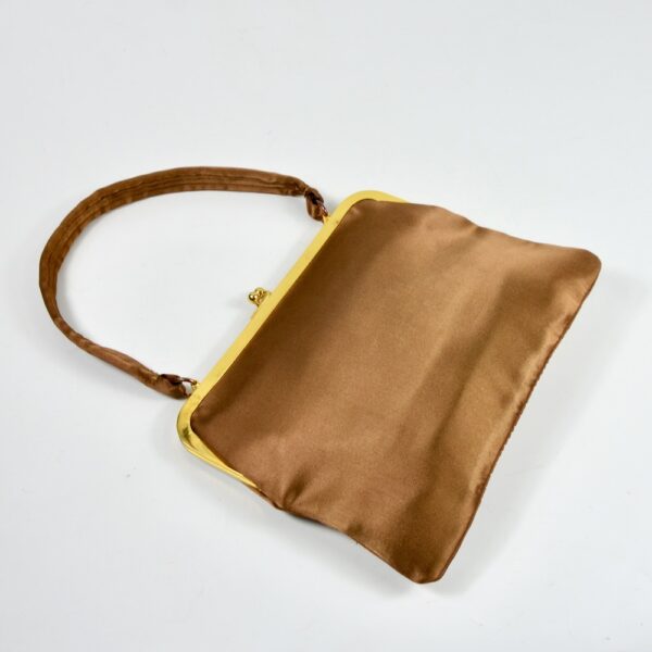 1960s caramel satin handbag with pin tucks French vintage purse (3)