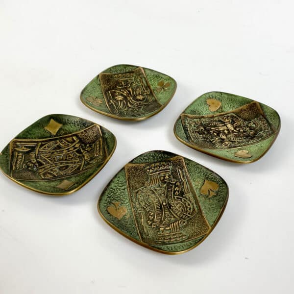 Max Le Verrier ashtrays in patinated bronze x 4, Art Deco, playing cards