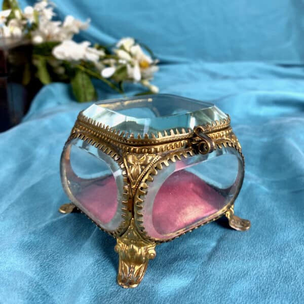 Antique bevelled glass ring box, jewellery box French Napoleon III ormolu casket 3