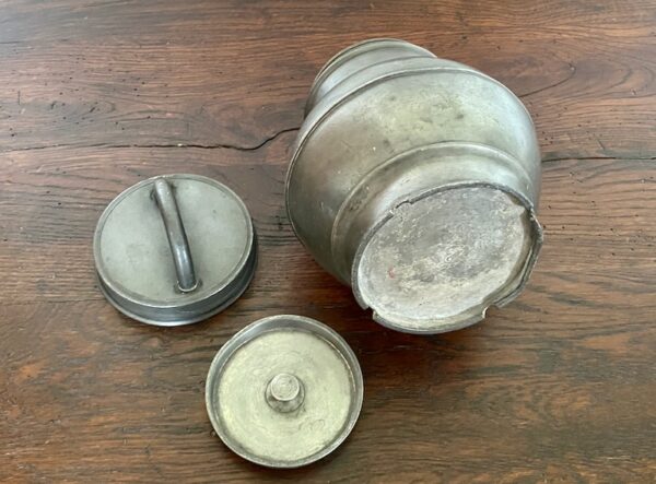 Antique pewter broth pot, 19thc bouillon soup pot, sustanteur pot , French country decor