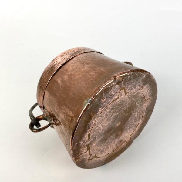 A-small-19thc-French-copper-cooking-pot-small-antique-French-copper-pot-with-lid-dovetail-seam-cast-iron-19th-century-2.jpeg