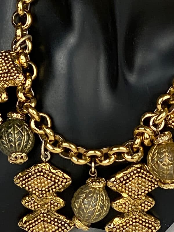 Vintage Franck Herval pendant necklace, Made in France 1980s costume jewellery (1)