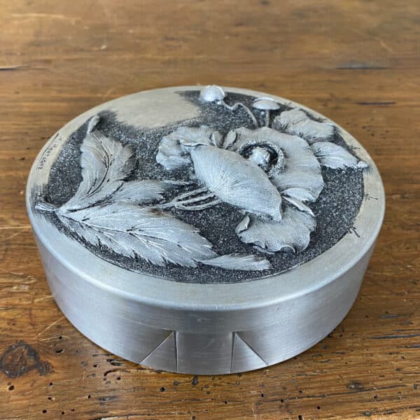 Art Nouveau trinket box aluminium signed M. Montagne bonbonnière