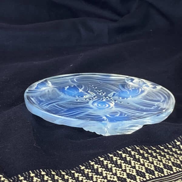 verlys opalescent glass bottle coaster with koy carp French art deco (1)