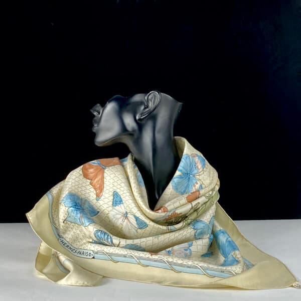 Hermès vintage silk scarf Farandole Caty Latham, butterfly medley pastel (8)