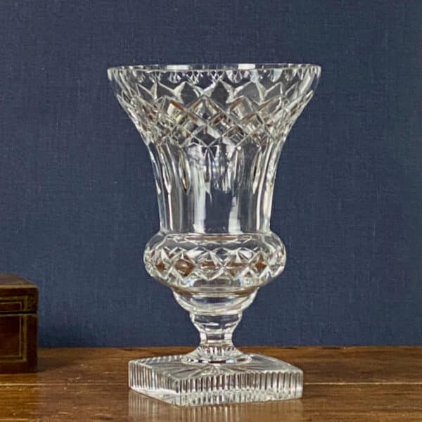 Vintage French Medicis vase in hand cut crystal (2)